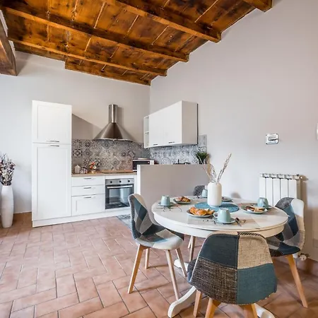 Santo Stefano Casa Vittoria Apartmán *